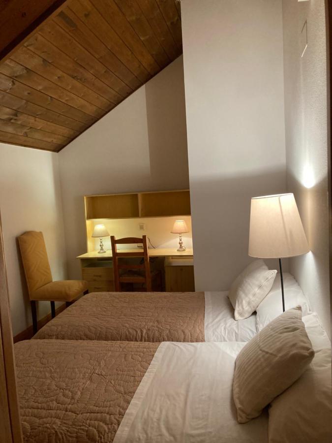 Atico Jaca A 200 M De La Ciudadela Apartment Exterior photo